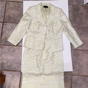 Vintage Isabel & Nina Cream/Mint floral 2pc Skirt Blouse Suit Women’s 12
